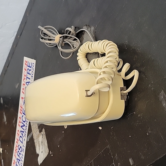 CONAIR PHONE Vintage Push Button Wall Phone Prop 1994 - Picture 7 of 8